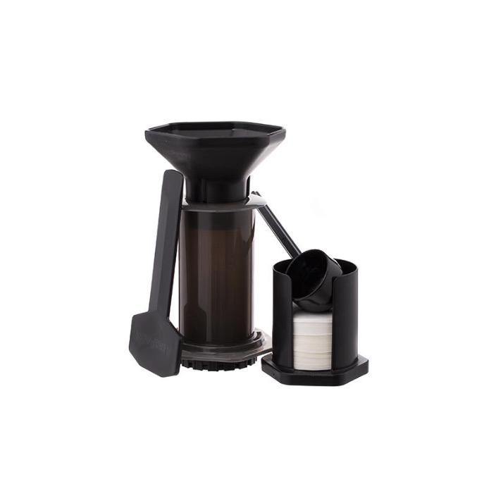 Aeropress za pripremu kafe u prirodi